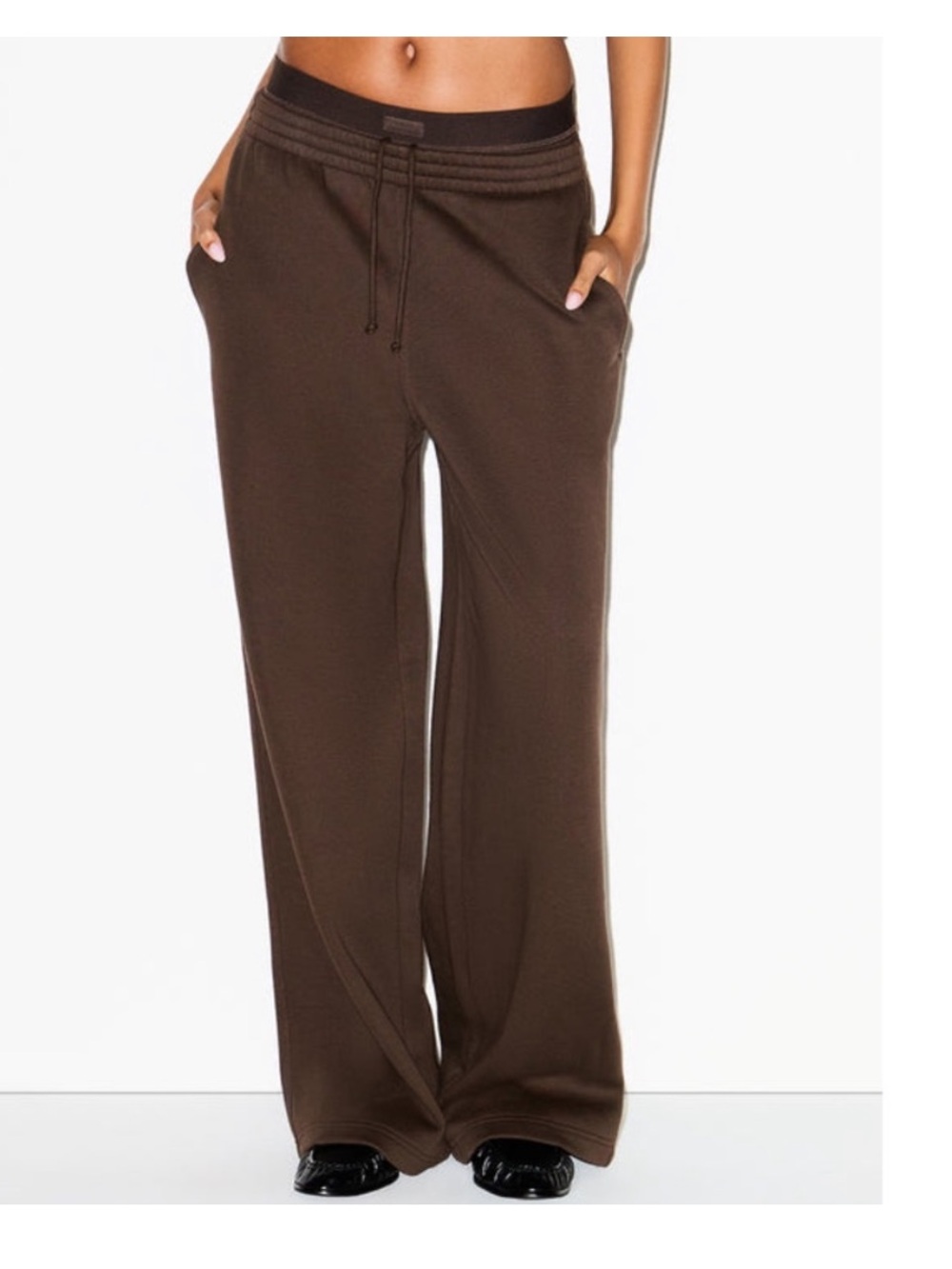 Skims double waisted oversized sweats in dark sepia